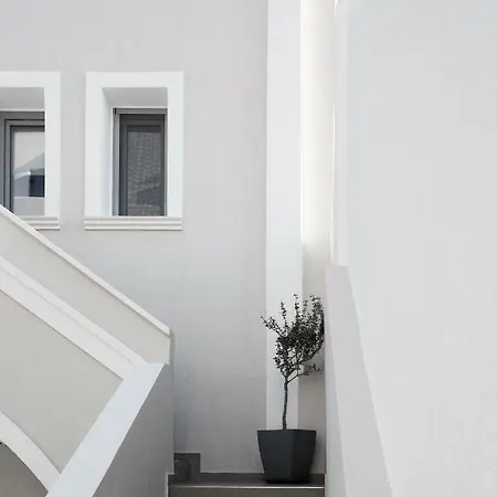 Pnoi Luxury